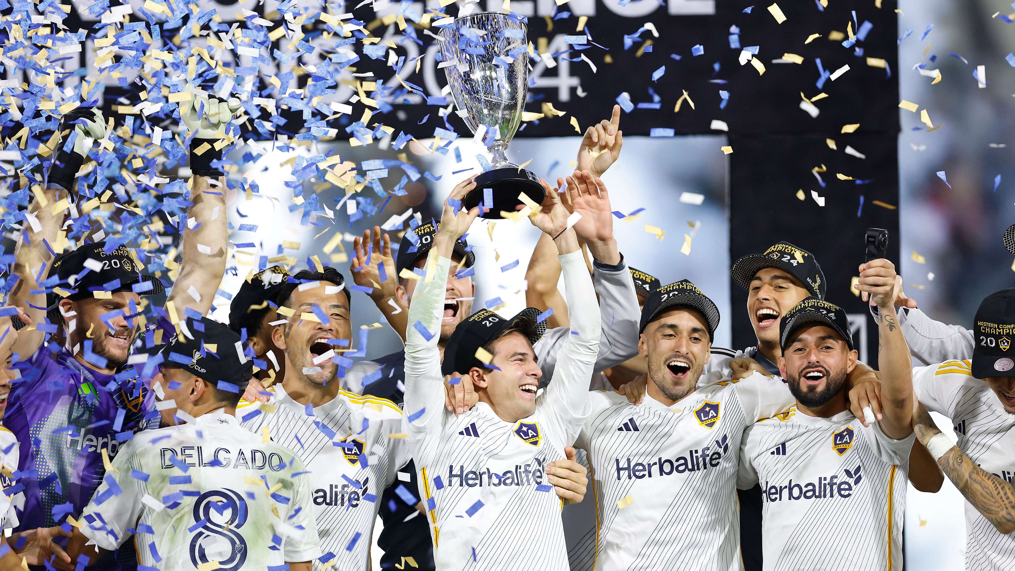 都值得我们 都值得我们